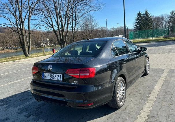 Volkswagen Jetta cena 34000 przebieg: 169000, rok produkcji 2015 z Przemyśl małe 301